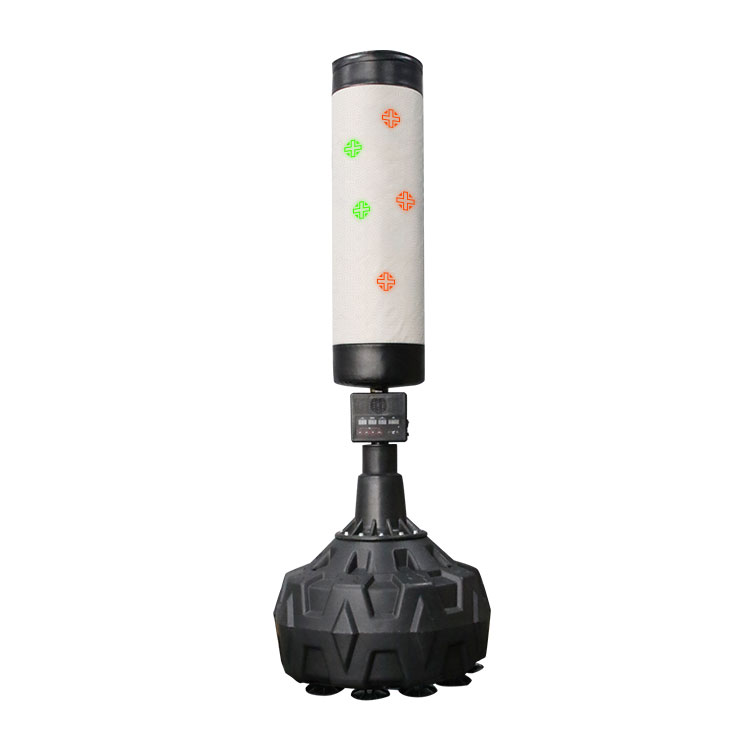 LEUCHTENDER PUNCHBAG Machen Sie sich bereit, mit einem neuen Sparringspartner zu kämpfen!Dieser intelligente Box-Boxsack von ProCircle verfügt über leuchtende LED-Ziele, die Sie wissen lassen, wo Sie schlagen müssen, wenn Sie das Ziel treffen.