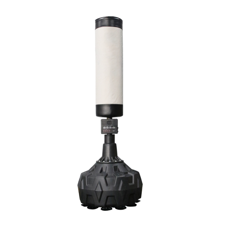 ÜBERALL SPIELEN Füllen Sie einfach die Boxbasis mit Wasser oder Sand, um Stabilität zu gewährleisten, stellen Sie sie auf und schon kann es losgehen.Es ist eine unterhaltsame Indoor-Aktivität für Boxliebhaber, oder Sie gehen damit in den Hinterhof und boxen ein paar Runden im Freien.