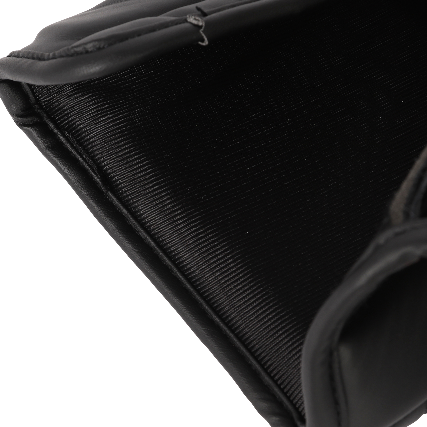 Hervorragender Schutz: Die ProCircle-Boxhandschuhe verfügen über eine 3-lagige Schaumstoffpolsterung, die Ihre Hände und Knöchel durch maximale Dämpfung und Stoßdämpfung ausreichend schützt.Außerdem ermöglicht es Ihnen, mit mehr Kraft zu schlagen und so das Boxen noch intensiver zu genießen, da es einen Teil der Aufprallkraft absorbiert.Die Boxhandschuhe passen sich der Form Ihrer Hände an und bedecken Ihre Handflächen vollständig, um Verletzungen vorzubeugen.Ihre langen, leicht zu tragenden Handgelenkschlaufen versprechen eine außergewöhnliche Unterstützung und Stabilität des Handgelenks.
