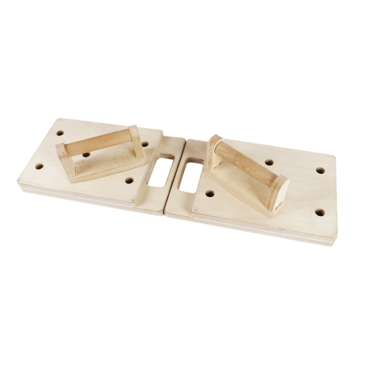 Mehrere Griffpositionen Das Hangboard wird mit einer Vielzahl unterschiedlicher Jugs, Slopers und Fingergriffe geliefert, darunter 4 Sätze mit 4-Finger-Taschen, 3 Sätze mit 3-Finger-Taschen, 2 Sätze mit 2-Finger-Taschen – so haben Sie die Möglichkeit, eine komplette Übung durchzuführen. Waage-Training.Ideal zum Klettern, Bouldern, Rucksackwandern, Jagen, Kampfsport.
