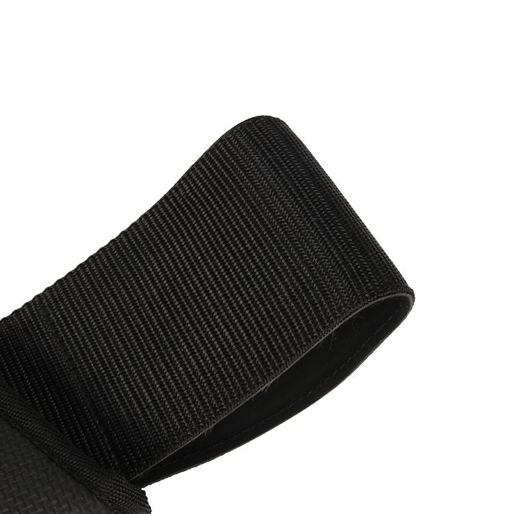 Hip Thrust mit Bändern für zu Hause Dank der rutschfesten Polsterung müssen Sie sich keine Sorgen mehr machen, dass das Gewicht verrutscht und Sie aus dem Gleichgewicht bringt. Dadurch haben Sie eine bessere Balance als mit einer Langhantel.